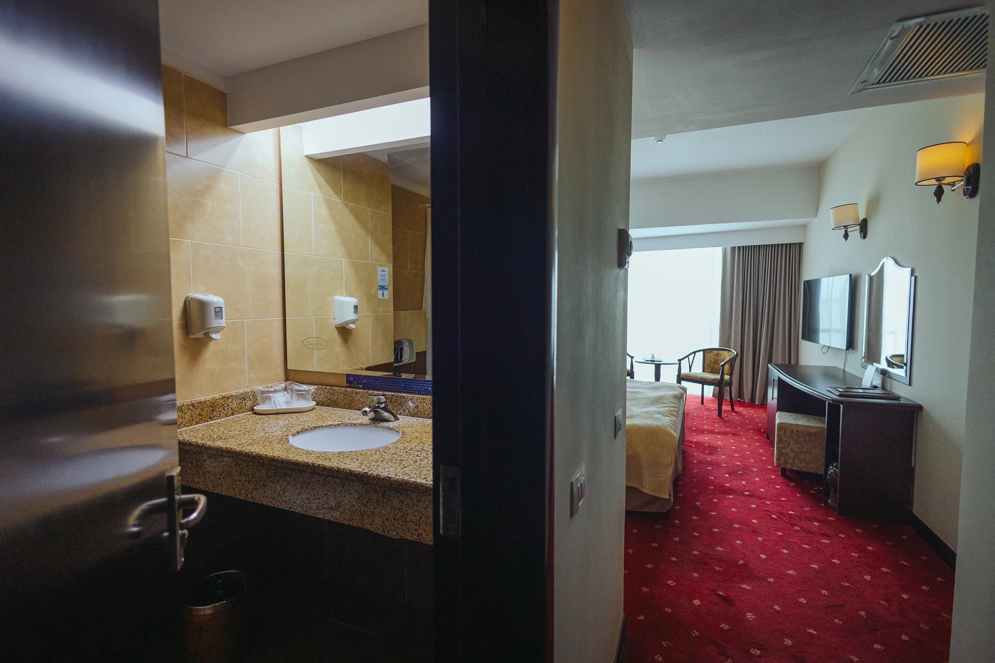 Cameră Dublă Matrimonială 4